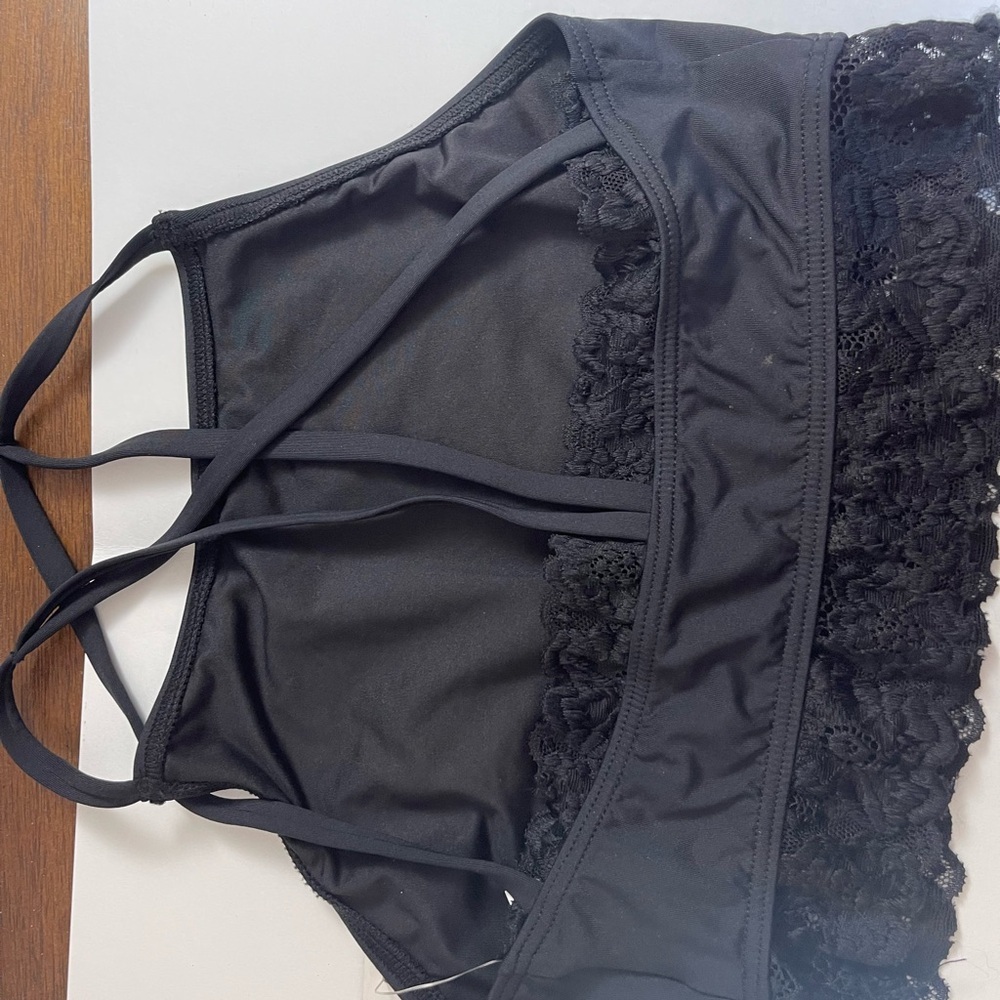 Capezio Womens Sz XL Attitude Bra Top Dance Cropped Black NEW - Picture 2 of 2